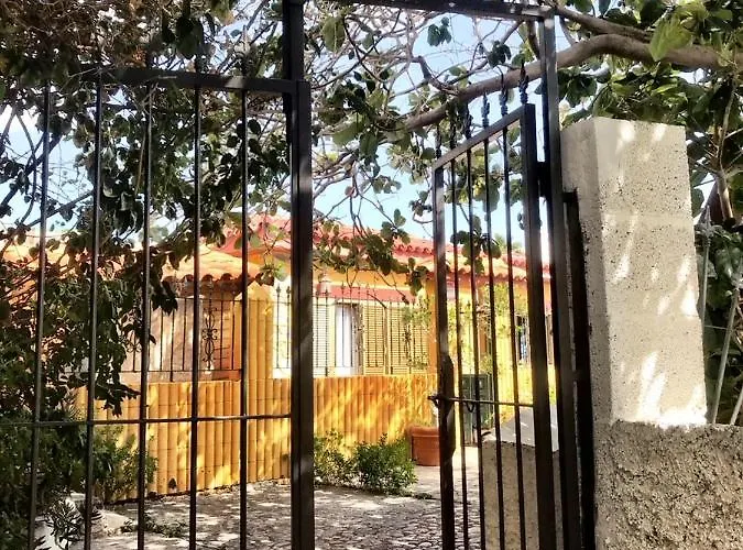 بيت للعطل Casa Amarilla Junto Al Mar كانديلاريا