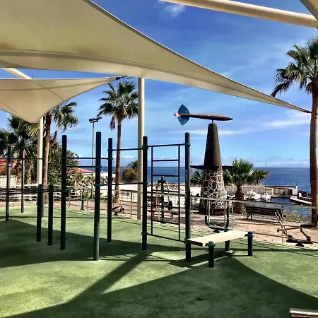 Casa Amarilla Junto Al Mar * Канделария