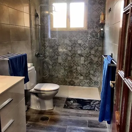 Casa Amarilla Junto Al Mar Vakantiehuis *