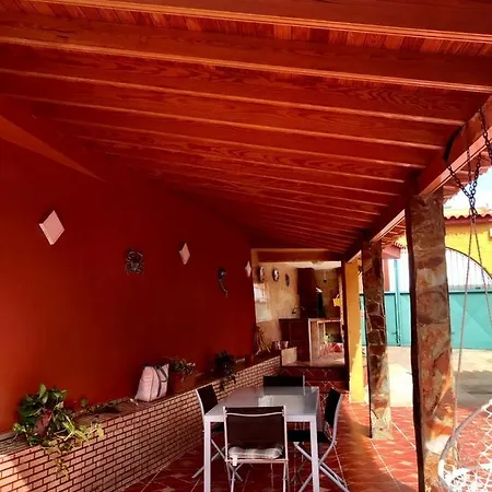 Casa Amarilla Junto Al Mar * Candelaria